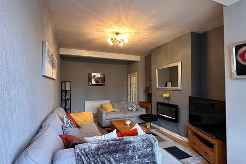 2 bedroom property for sale, Powfoot Street, Glasgow G31