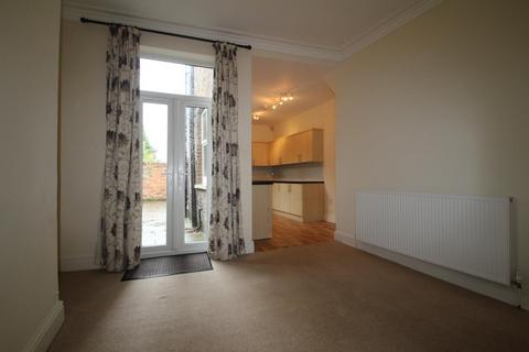 4 bedroom end of terrace house to rent, Haxby Road, York, YO31