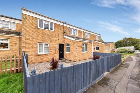 4 bedroom terraced house for sale, Yarmouth Road, Stevenage