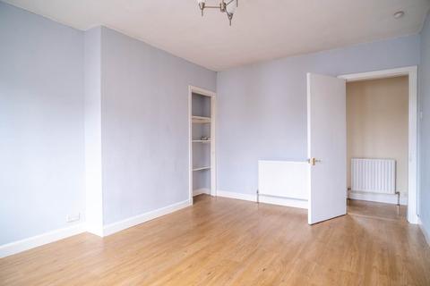 1 bedroom flat to rent, High Street, Stewarton