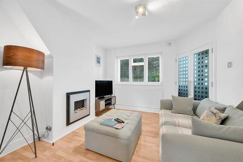 2 bedroom semi-detached house for sale, Yewdale Close, Bromley