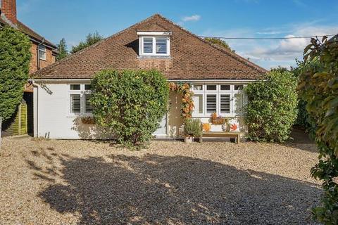 19 Junction Road, Lightwater, GU18 5TQ
