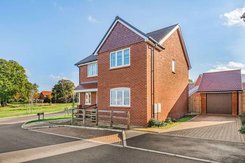 4 bedroom detached house for sale, Longhurst Avenue, Cranleigh GU6