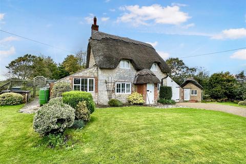 3 bedroom cottage for sale, Pound Lane, Calbourne, Newport