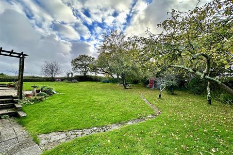 3 bedroom cottage for sale, Pound Lane, Calbourne, Newport