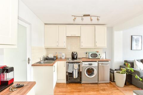26a Buckhurst Way, East Grinstead, RH19 2AF