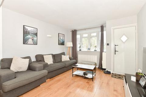26a Buckhurst Way, East Grinstead, RH19 2AF