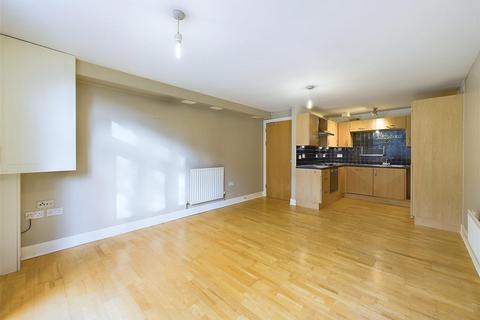 2 bedroom flat to rent, 23 Osborne Mews, Lyndhurst Road, Nether Edge, Sheffield, S11 9EG