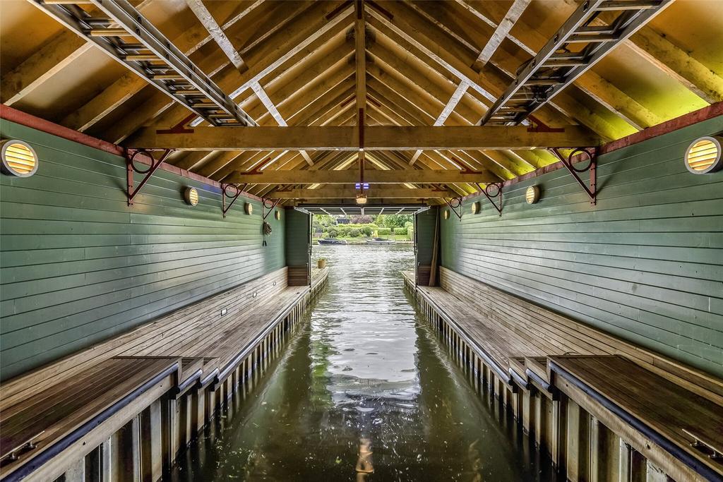 Wet Boathouse