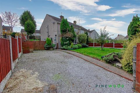 3 bedroom semi-detached house for sale, Somerset Drive, Chesterfield S43