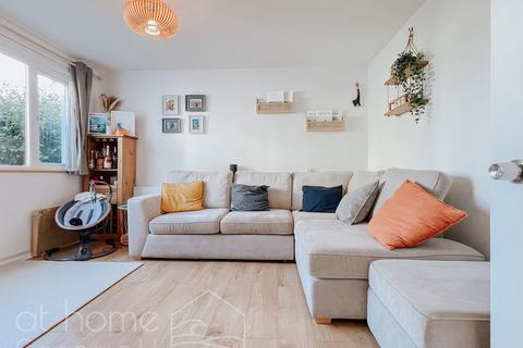 24 Eglos Road, Shortlanesend, Truro, TR4 9BZ