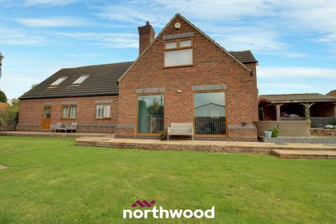 5 bedroom bungalow for sale, West Court, Doncaster DN8