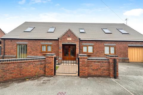 undefined, West Court, Doncaster DN8
