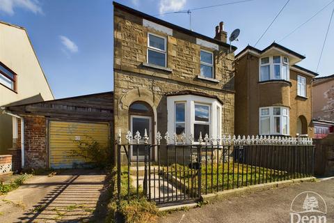 3 bedroom detached house for sale, Abbey Street, Cinderford