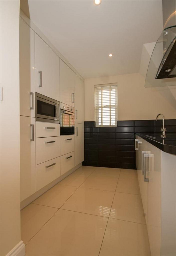 Open Plan Kitchen/ Dining/ Living Room