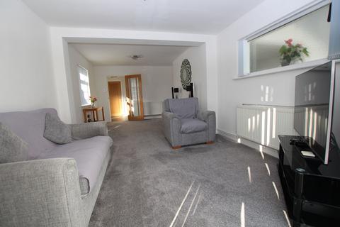 3 bedroom detached house for sale, Seafield Gardens, Clacton-on-Sea