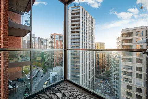 2 bedroom apartment for sale, Ambassador Building, Embassy Gardens, Nine Elms, SW11