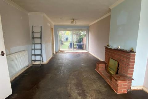 37 Imperial Drive, Gravesend, DA12 4LL