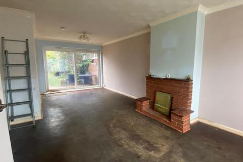 37 Imperial Drive, Gravesend, DA12 4LL
