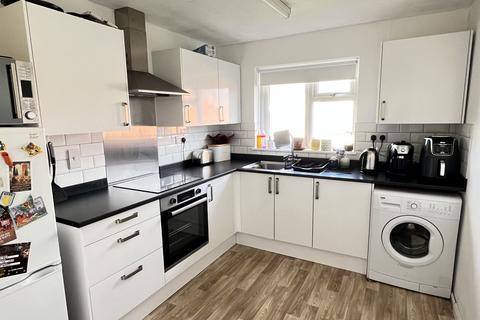 1 bedroom flat to rent, Bramley Avenue, Exeter, EX1