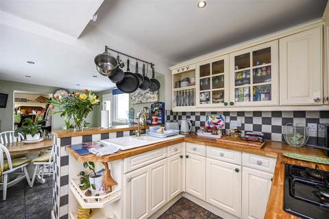 3 bedroom semi-detached house for sale, Southport Road, Lydiate