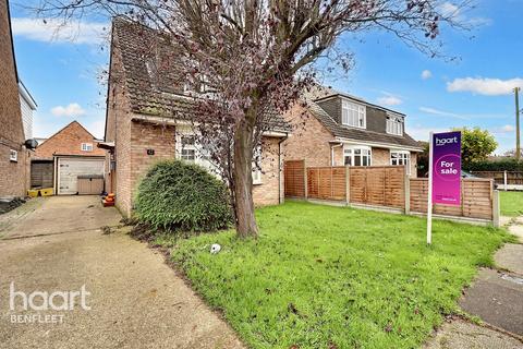 3 bedroom detached house for sale, Langford Crescent, Benfleet