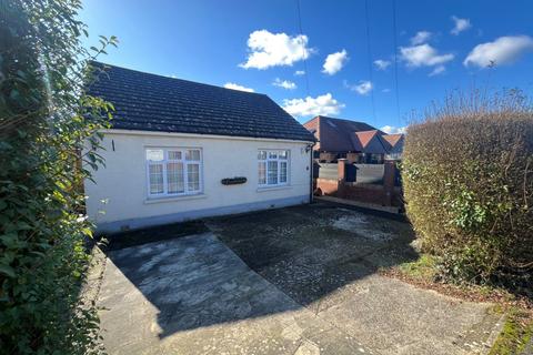 2 bedroom bungalow for sale, Jubilee Road, Hants PO7