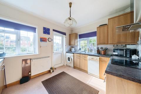 2 bedroom bungalow for sale, Jubilee Road, Hants PO7