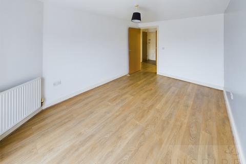 1 bedroom flat for sale, Commonwealth Drive, Crawley RH10