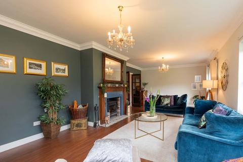 5 bedroom detached house to rent, Balliemeanach Lodge, Strachur, Argyll & Bute, PA27