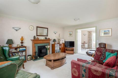 3 bedroom terraced house for sale, The Playing Close, Charlbury OX7