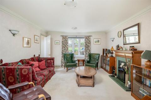 3 bedroom terraced house for sale, The Playing Close, Charlbury OX7