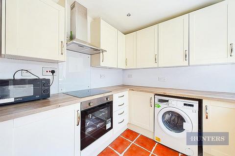 6 bedroom end of terrace house to rent, Clausentum Road, Southampton