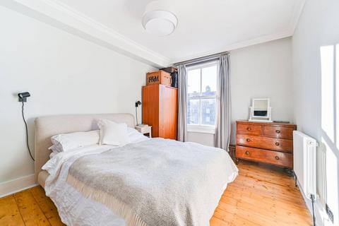 3 bedroom flat for sale, Brunswick Park, Camberwell, London, SE5