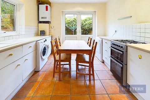 3 bedroom terraced house to rent, Castle Street, Southampton