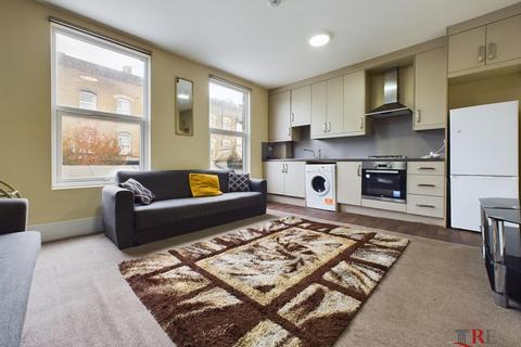 1 bedroom flat to rent, Station Road, London