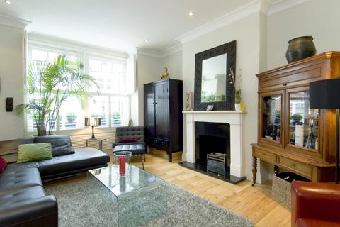 3 bedroom apartment for sale, Bisham Gardens, Highgate Village