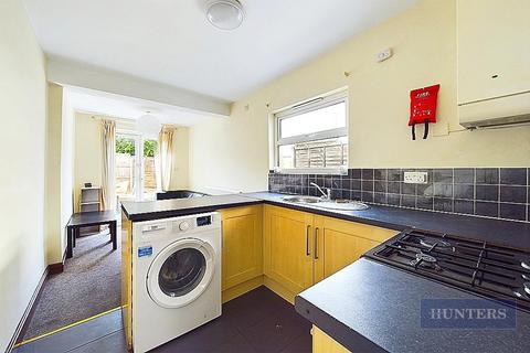 5 bedroom terraced house to rent, Milton Road, Southampton