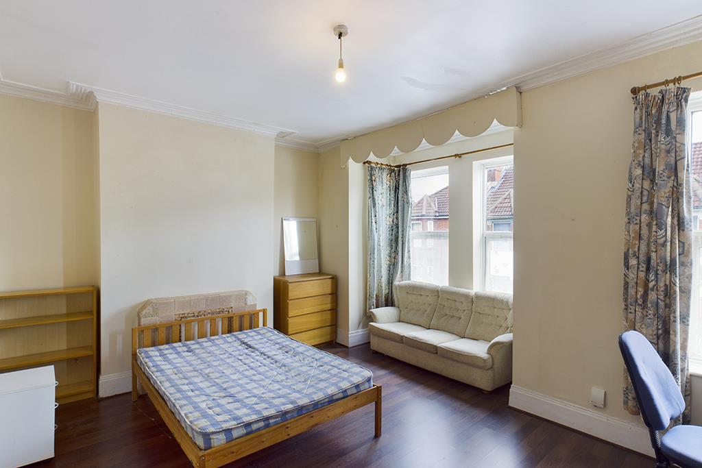 CAM00627 P1-PR0173-STILL12.jpg