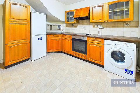 4 bedroom townhouse to rent, Berkeley Close, Southampton