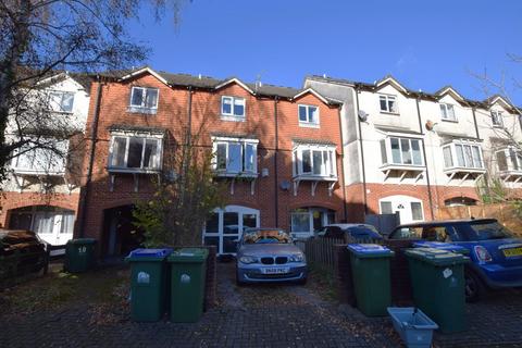 4 bedroom townhouse to rent, Berkeley Close, Southampton