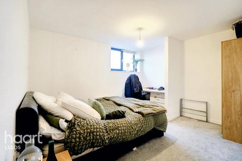 2 bedroom apartment for sale, Artist Street, Leeds