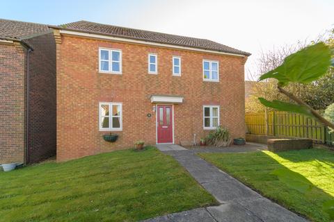 16 Farriers Rise, Shilbottle, Alnwick, NE66 2EN