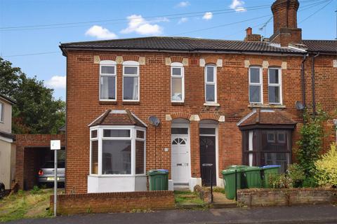 4 bedroom semi-detached house to rent, Cromwell Road, Southampton