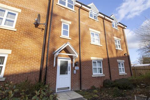 2 bedroom flat to rent, Escelie Way, Birmingham B29