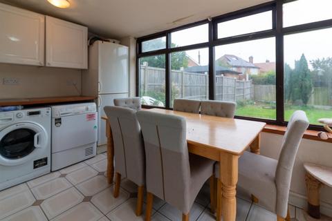 4 bedroom semi-detached house for sale, Needham Road, Arnold, Nottingham