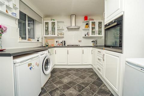 2 bedroom semi-detached house for sale, The Finches, St. Leonards-On-Sea