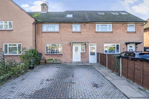 4 bedroom terraced house for sale, Western Avenue, Surrey TW20