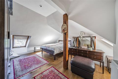 4 bedroom terraced house for sale, Western Avenue, Surrey TW20