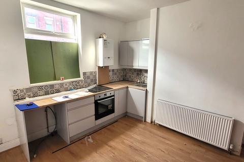 1 bedroom terraced house for sale, Shafton View, Leeds LS11